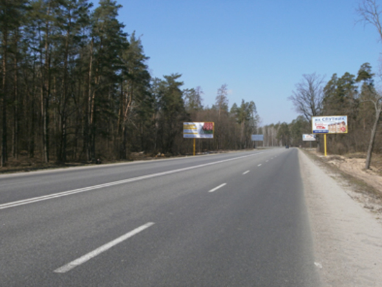 Фото рекламної площини за адресою Км 2+650 от  ул. Генерала Наумова, направление из Киева, Трасса Ирпень-Киев