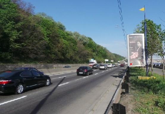 Фото рекламної площини за адресою Набережное шоссе (эл. опора № 22-23)