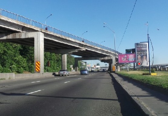 Фото рекламної площини за адресою Набережное шоссе (эл. опора № 80)