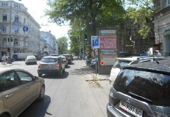 Фото рекламной плоскости по адресу Греческая ул., 24 - Ришельевская ул. (Манго)