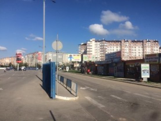 Фото рекламной плоскости по адресу Івасюка,17 (Епіцентр,Арсен) правий