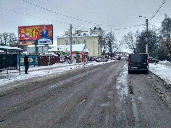Фото рекламной плоскости по адресу вул. Шевченка,37, навпроти міської поліклініки сторона А