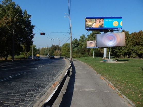 Фото рекламної площини за адресою Подольский спуск (видимое поле 3х12)
