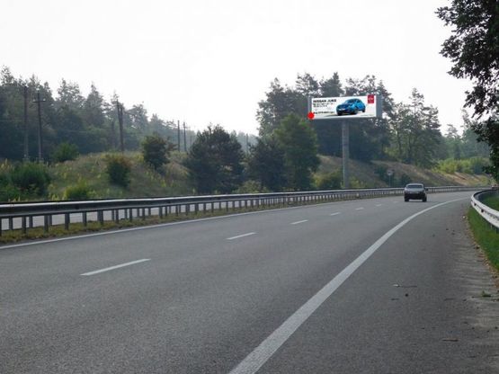 Фото рекламной плоскости по адресу Выезд из Киева, в сторону Знаменки, 400м от поворота на Козин, от котедж.городка Романово