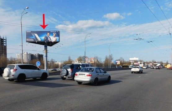 Фото рекламной плоскости по адресу Глушкова пр-т, развилка с ул.Касияна, со стороны Одесской пл.