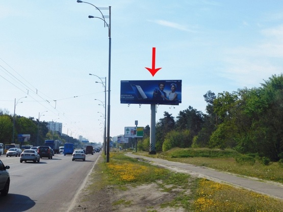 Фото рекламной плоскости по адресу Братиславская ул. 550 м в направлении Лесного пр-т