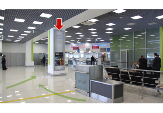 Фото рекламной плоскости по адресу Зал таможенного и паспартного контроля, 2 этаж (Терминал А)