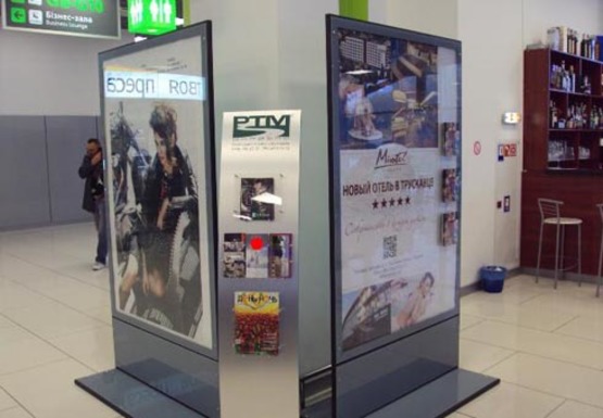 Фото рекламной плоскости по адресу Зал ожидания вылетов, Гейты, 2 этаж (Терминал А)