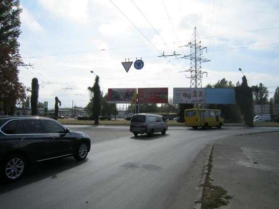 Фото рекламної площини за адресою ул.Космонавтов - ул. 25 Чапаевской Дивизии, 9Б (правая сторона левой конструкции)