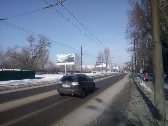 Фото рекламной плоскости по адресу Мануйловский просп. (Воронцова просп.), возле дома №25 (Детская больница, Роддом), в направл. ул. Каруни