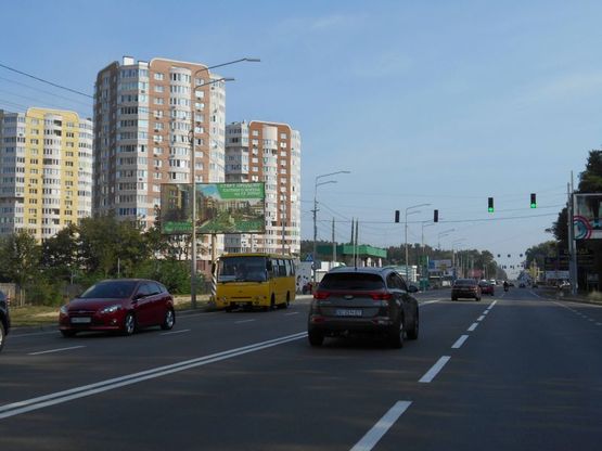 Фото рекламной плоскости по адресу м. Бровари, вул. Київська