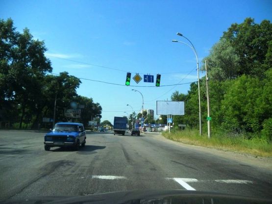 Фото рекламной плоскости по адресу м. Бровари, вул. Київська