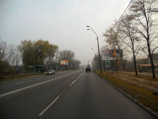 Фото рекламной плоскости по адресу м. Бровари, вул. Олега Онікієнка, 20