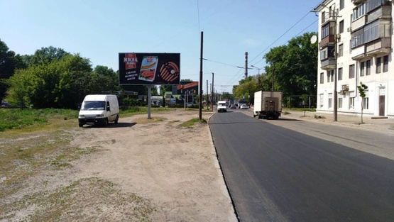 Фото рекламної площини за адресою Мануйловский просп. (Воронцова просп.), возле дома №3 (АЗС "Нефтек", Музей Истории металургического з-да, Централизованная с-ма библиотек ), направл. ул. Каруни