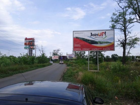 Фото рекламної площини за адресою Заболотного 16 А (трц Ривьера)