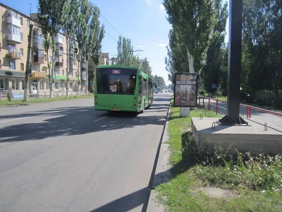 Фото рекламной плоскости по адресу ул. Маланюка