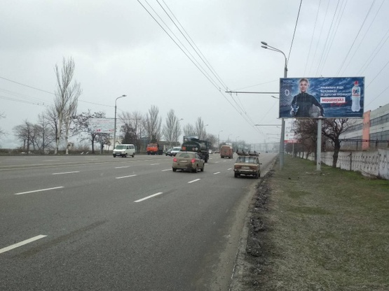 Фото рекламної площини за адресою Заводская Набережная ул., (магазин "Автоленд", АЗС "Юкон"), в направл. Амурского моста