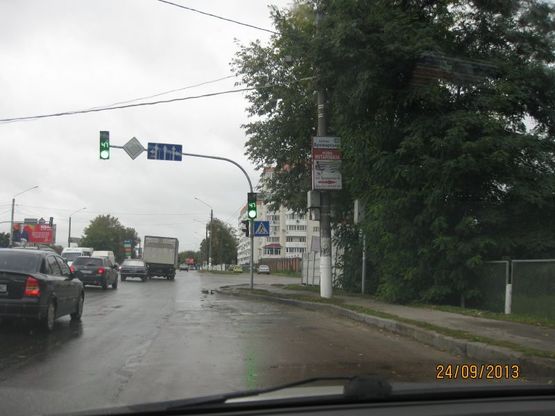 Фото рекламной плоскости по адресу вул. Київський Шлях, поворот на вул. Броварська