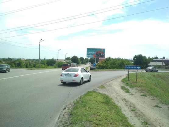 Фото рекламной плоскости по адресу Передовая ул. - Донецкое шоссе (за мостом), АЗС "Авиас", в направл. ул. Каруни