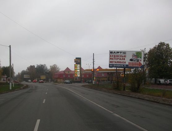 Фото рекламной плоскости по адресу вул. Декабристів, 45 (навпроти Податкової) автопарк 