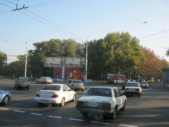 Фото рекламной плоскости по адресу ул. Мельницкая - ул.В. Стуса (сх. 13) (Призма левая)