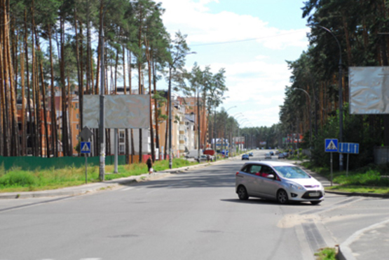 Фото рекламной плоскости по адресу На перекрестке ул. Университетская и ул. Пушкинская (по Ирпенской трассе направление на Киев)