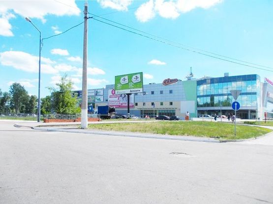 Фото рекламної площини за адресою Лушпы пр., 6-2 (перед входом в ТЦ "Лавина",Сильпо","Эльдорадо", АЗС)