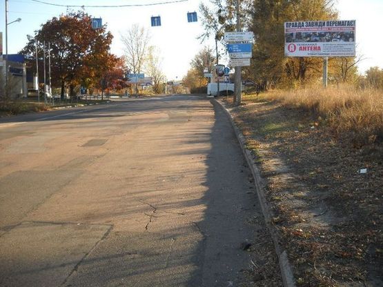 Фото рекламной плоскости по адресу Сумгаитская ул. - Надпольная улица   (АЗС "Авиас")