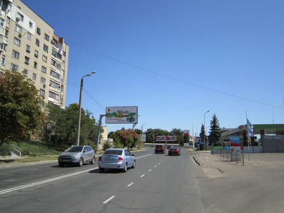 Фото рекламной плоскости по адресу ул. Академика Вильямса, 46/1