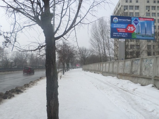 Фото рекламной плоскости по адресу Борщаговская ул., 122 (в сторону Индустриального моста)