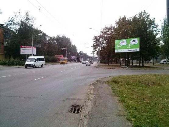 Фото рекламной плоскости по адресу Днепровское шоссе ул., Автовокзал, направление на Маяковского пл.