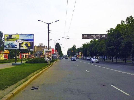 Фото рекламной плоскости по адресу Металлургов пр., напротив ДК