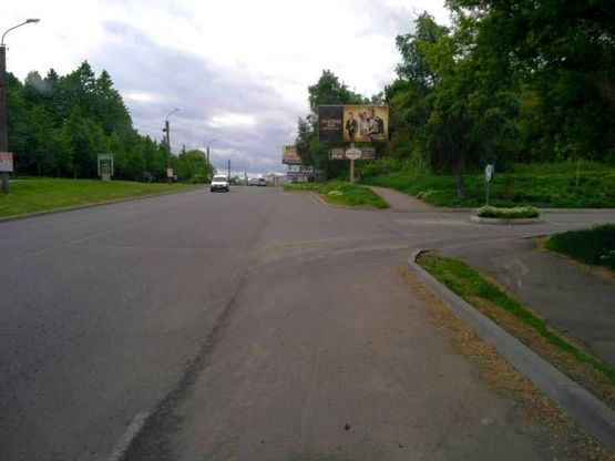 Фото рекламной плоскости по адресу м. Умань, вул. Київська, 27