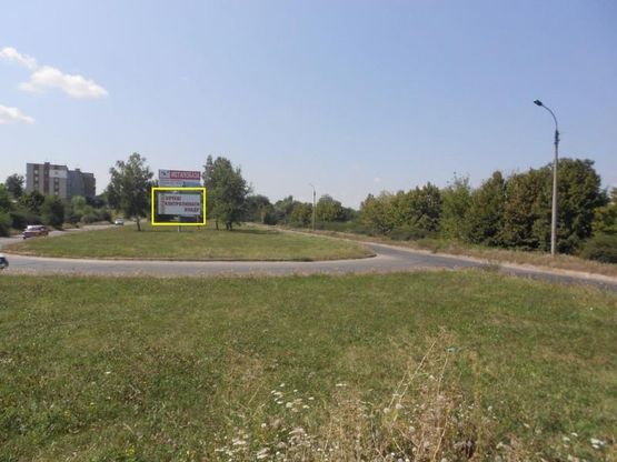 Фото рекламной плоскости по адресу м. Умань, вул. Теплична