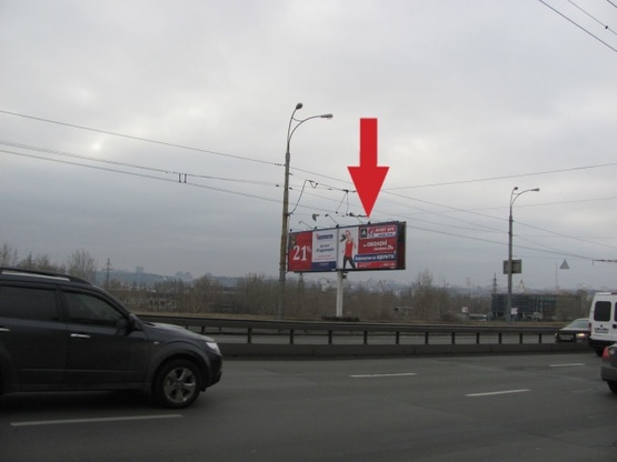 Фото рекламної площини за адресою Московский мост -  Бандеры С. просп. (просп. Московский) (выезд с Московского моста на Тульскую пл.)