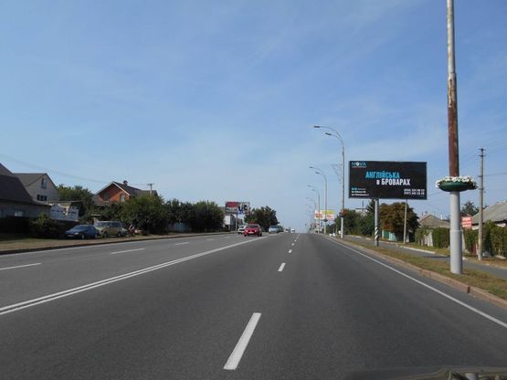 Фото рекламной плоскости по адресу м. Бровари, вул. Київська, 41