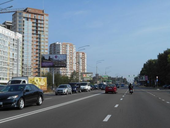 Фото рекламной плоскости по адресу м. Бровари, вул. Київська