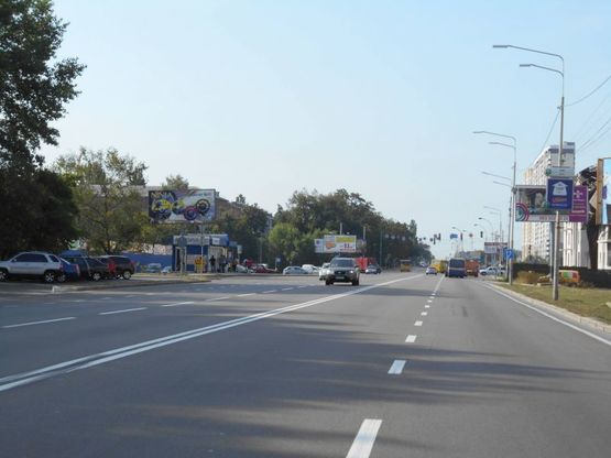 Фото рекламной плоскости по адресу м. Бровари, вул. Київська