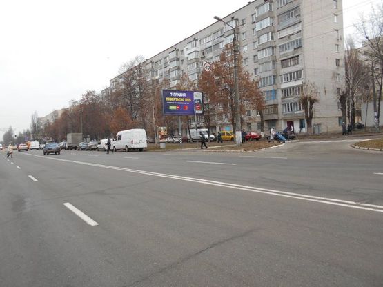 Фото рекламной плоскости по адресу м. Бровари, бульвар Незалежності, 10