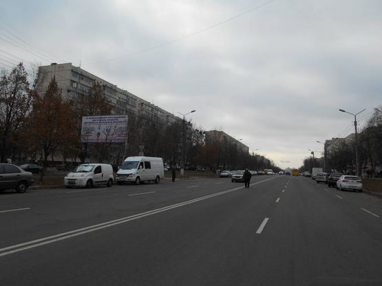 Фото рекламной плоскости по адресу м. Бровари, бульвар Незалежності, 10
