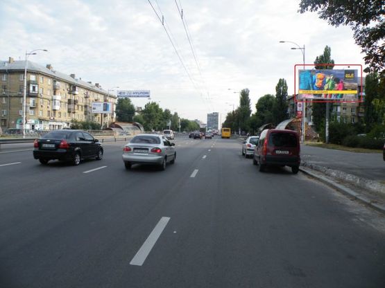 Фото рекламної площини за адресою Гагарина пр-кт, 13, напр. к Ленинградской пл.
