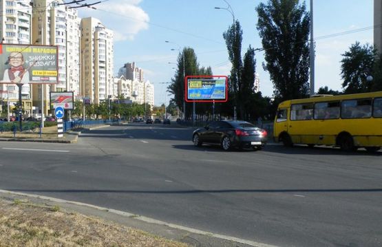 Фото рекламної площини за адресою М. Тимошенко, 18 / Героев Сталинграда, напр. к Московскому мосту
