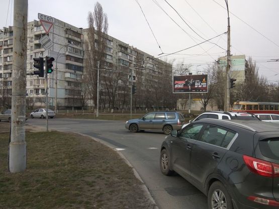 Фото рекламной плоскости по адресу М. Тимошенко, 3В, светофор, напр. к Луговой ул.