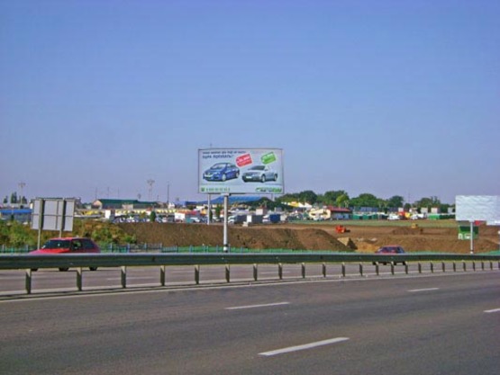 Фото рекламной плоскости по адресу Овидиопольская дорога  - "Эпицентр", от "МЕТРО", к "7 км" из города,