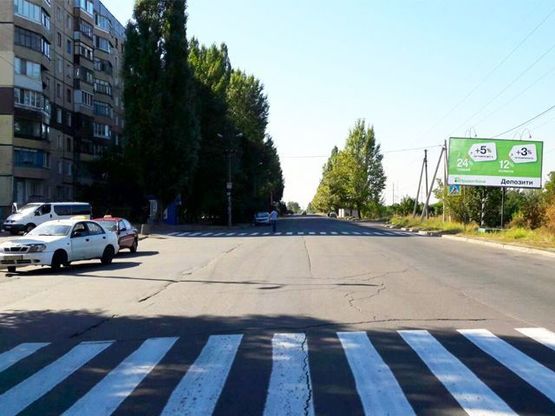 Фото рекламной плоскости по адресу Водопьянова ул., 5, (ресторан "Абсолют", конечная МТС), дв-е к мкр. Восточный-1