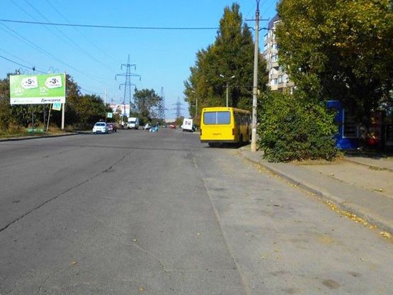 Фото рекламної площини за адресою Водопьянова ул., 5, (ресторан "Абсолют", конечная МТС), дв-е к мкр. Восточный 2, 3