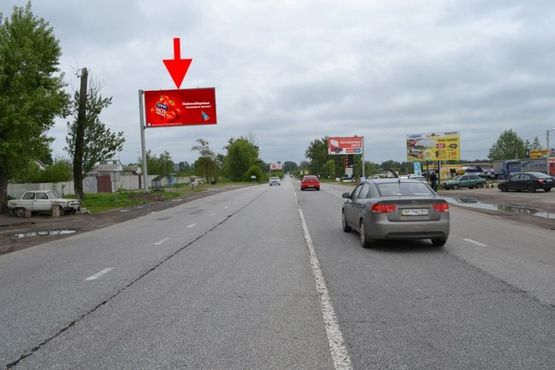 Фото рекламної площини за адресою Симферопольское шоссе- пос. Карачевка- возле АЗС БРСМ-флажок №2-в центр