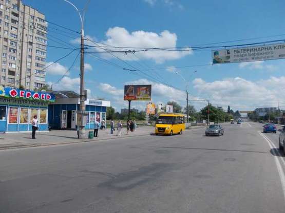 Фото рекламної площини за адресою Харківська вул. - Сумсько-Київських Дивізій вул.