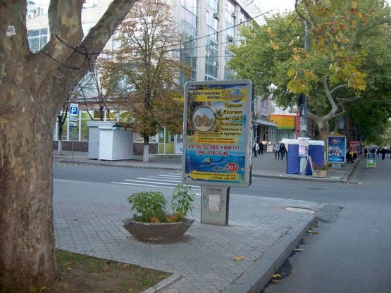 Фото рекламной плоскости по адресу вул. Радянська - вул. Шевченко