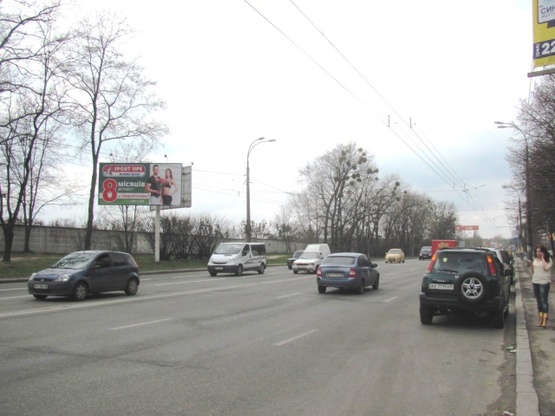 Фото рекламной плоскости по адресу Правды просп., 94 (маркет "Фора", ОщадБанк, Библиотека им. А.Головка ), направ.к Маршала Гречко ул.
